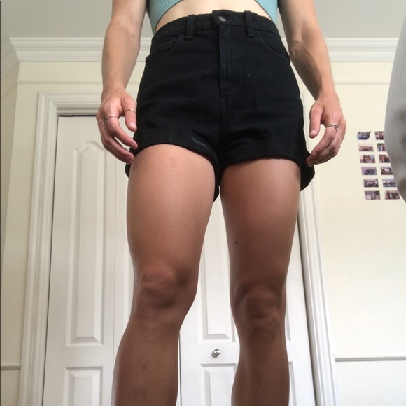 Back High waisted mom jean shorts - Picture 4 of 4